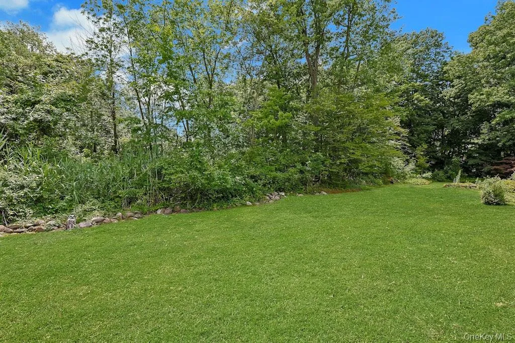 8 Duers Court, Ossining, NY, 3 Bedrooms Bedrooms, 9 Rooms Rooms,1 BathroomBathrooms,Residential Lease,For Rent,Duers,0,1015488 8 Duers Court, Ossining, NY, 3 Bedrooms Bedrooms, 9 Rooms Rooms,1 BathroomBathrooms,Residential Lease,For Rent,Duers,0,1015488