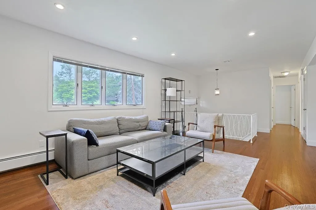 8 Duers Court, Ossining, NY, 3 Bedrooms Bedrooms, 9 Rooms Rooms,1 BathroomBathrooms,Residential Lease,For Rent,Duers,0,1015488 8 Duers Court, Ossining, NY, 3 Bedrooms Bedrooms, 9 Rooms Rooms,1 BathroomBathrooms,Residential Lease,For Rent,Duers,0,1015488