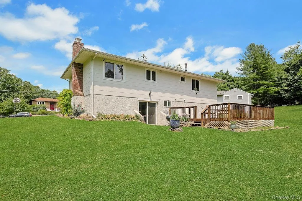 8 Duers Court, Ossining, NY, 3 Bedrooms Bedrooms, 9 Rooms Rooms,1 BathroomBathrooms,Residential Lease,For Rent,Duers,0,1015488 8 Duers Court, Ossining, NY, 3 Bedrooms Bedrooms, 9 Rooms Rooms,1 BathroomBathrooms,Residential Lease,For Rent,Duers,0,1015488
