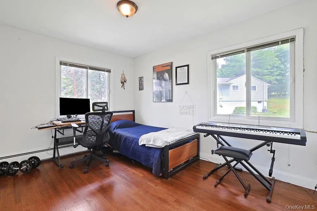 8 Duers Court, Ossining, NY, 3 Bedrooms Bedrooms, 9 Rooms Rooms,1 BathroomBathrooms,Residential Lease,For Rent,Duers,0,1015488 8 Duers Court, Ossining, NY, 3 Bedrooms Bedrooms, 9 Rooms Rooms,1 BathroomBathrooms,Residential Lease,For Rent,Duers,0,1015488