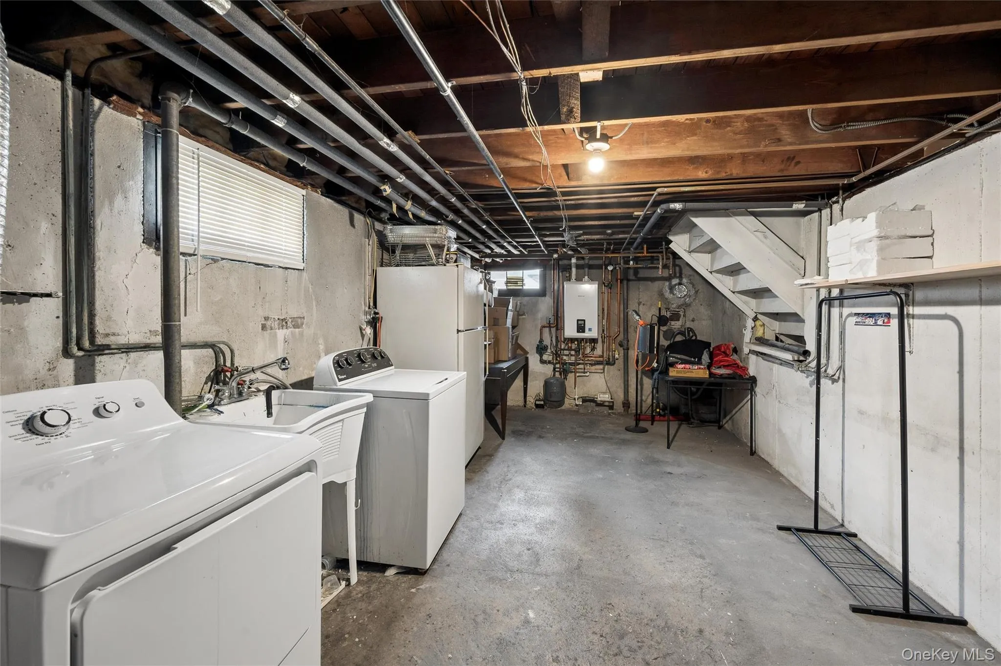 83 Scarcliffe Drive, Hempstead, NY, 3 Bedrooms Bedrooms, 7 Rooms Rooms,1 BathroomBathrooms,Residential,For Rent,Scarcliffe,0,1015489 83 Scarcliffe Drive, Hempstead, NY, 3 Bedrooms Bedrooms, 7 Rooms Rooms,1 BathroomBathrooms,Residential,For Rent,Scarcliffe,0,1015489