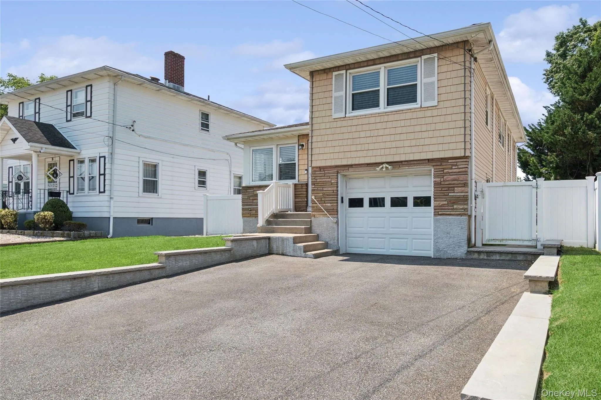 83 Scarcliffe Drive, Hempstead, NY, 3 Bedrooms Bedrooms, 7 Rooms Rooms,1 BathroomBathrooms,Residential,For Rent,Scarcliffe,0,1015489 83 Scarcliffe Drive, Hempstead, NY, 3 Bedrooms Bedrooms, 7 Rooms Rooms,1 BathroomBathrooms,Residential,For Rent,Scarcliffe,0,1015489