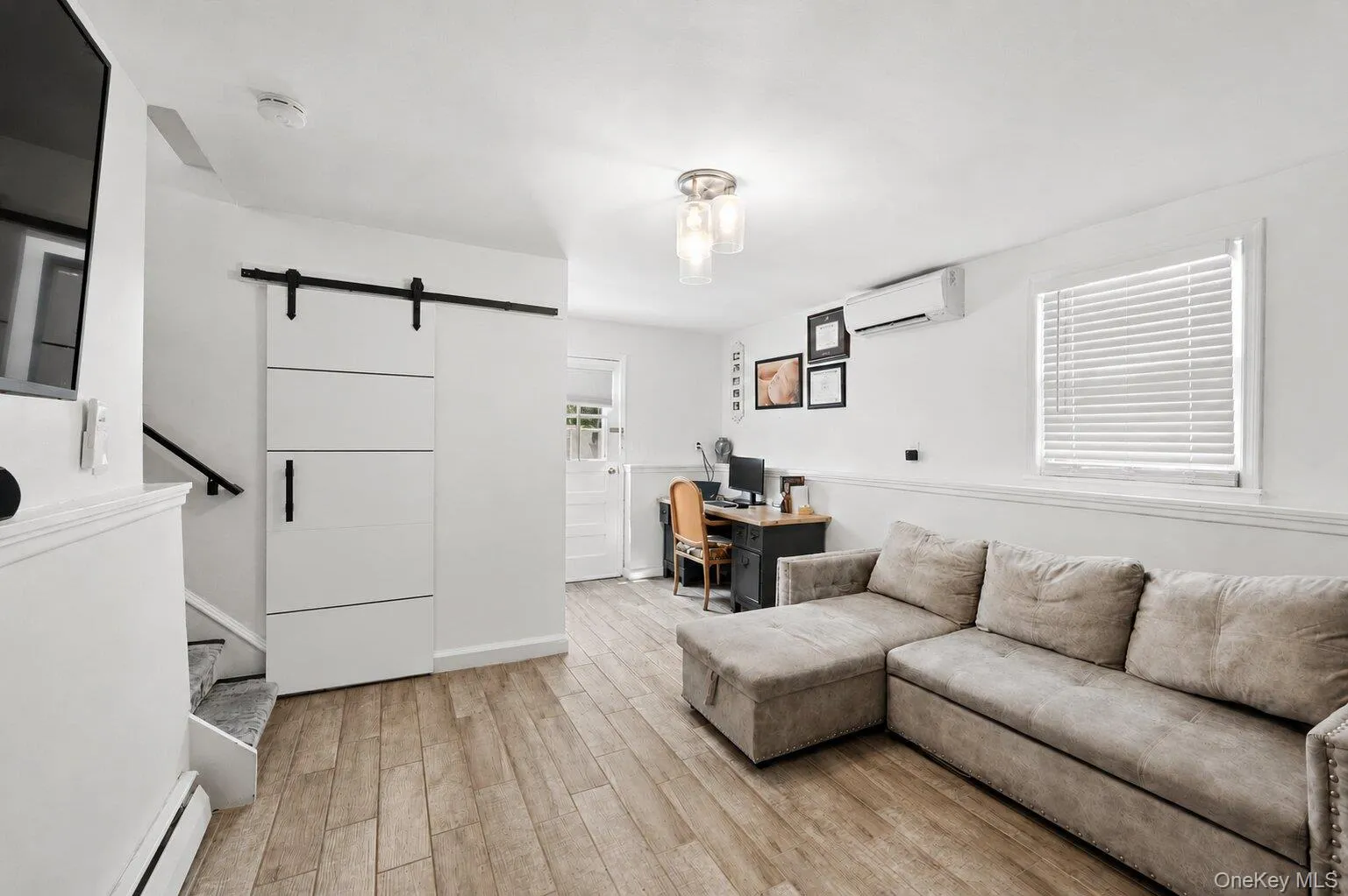 83 Scarcliffe Drive, Hempstead, NY, 3 Bedrooms Bedrooms, 7 Rooms Rooms,1 BathroomBathrooms,Residential,For Rent,Scarcliffe,0,1015489 83 Scarcliffe Drive, Hempstead, NY, 3 Bedrooms Bedrooms, 7 Rooms Rooms,1 BathroomBathrooms,Residential,For Rent,Scarcliffe,0,1015489