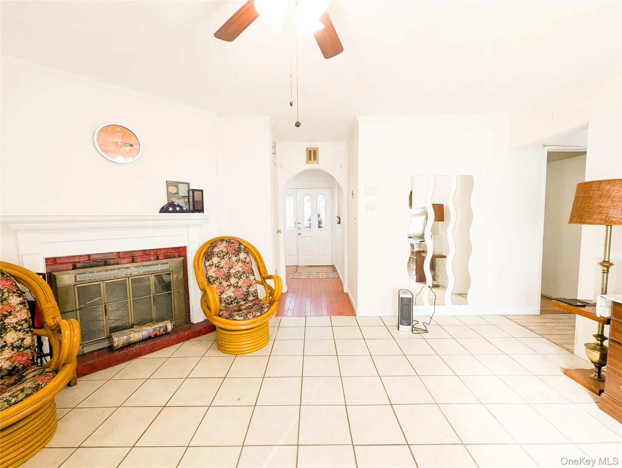 806 Oliver Avenue, Hempstead, NY, 2 Bedrooms Bedrooms, 5 Rooms Rooms,1 BathroomBathrooms,Residential Lease,For Rent,Oliver,0,1015493 806 Oliver Avenue, Hempstead, NY, 2 Bedrooms Bedrooms, 5 Rooms Rooms,1 BathroomBathrooms,Residential Lease,For Rent,Oliver,0,1015493