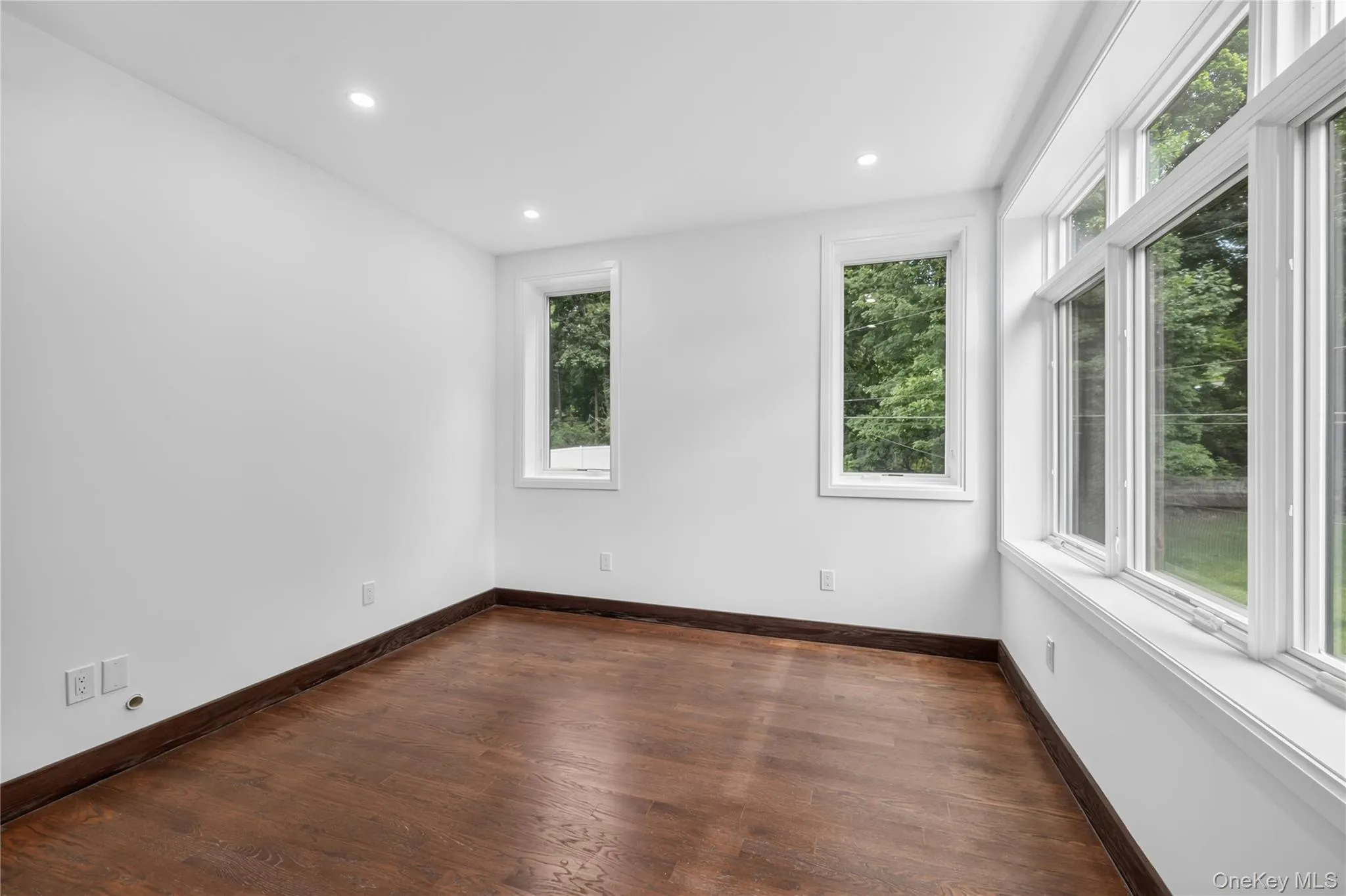 408 Buena Vista Road, Clarkstown, NY, 7 Bedrooms Bedrooms, 14 Rooms Rooms,3 BathroomsBathrooms,Residential,For Rent,Buena Vista,0,1015494 408 Buena Vista Road, Clarkstown, NY, 7 Bedrooms Bedrooms, 14 Rooms Rooms,3 BathroomsBathrooms,Residential,For Rent,Buena Vista,0,1015494