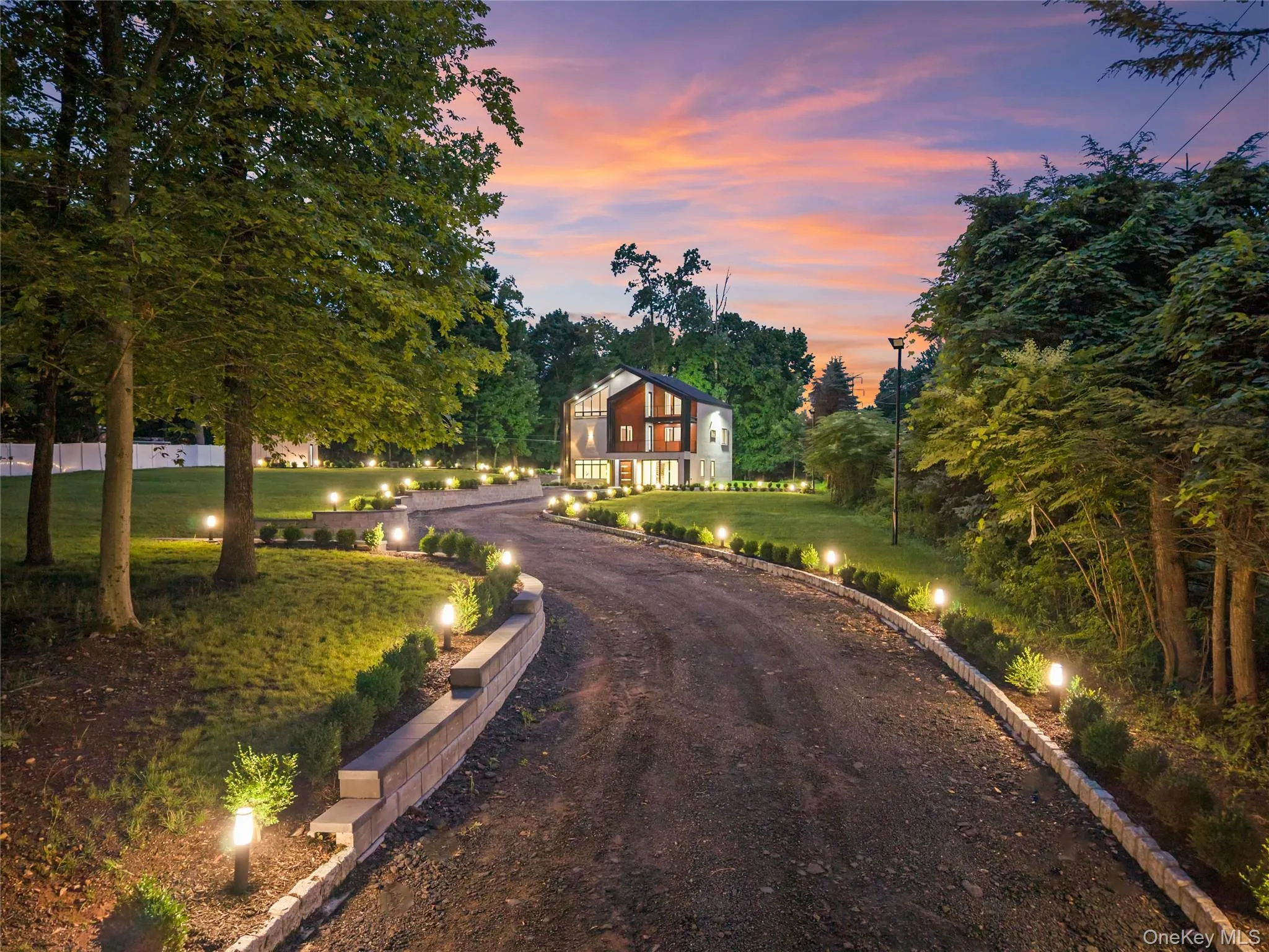 408 Buena Vista Road, Clarkstown, NY, 7 Bedrooms Bedrooms, 14 Rooms Rooms,3 BathroomsBathrooms,Residential,For Rent,Buena Vista,0,1015494 408 Buena Vista Road, Clarkstown, NY, 7 Bedrooms Bedrooms, 14 Rooms Rooms,3 BathroomsBathrooms,Residential,For Rent,Buena Vista,0,1015494