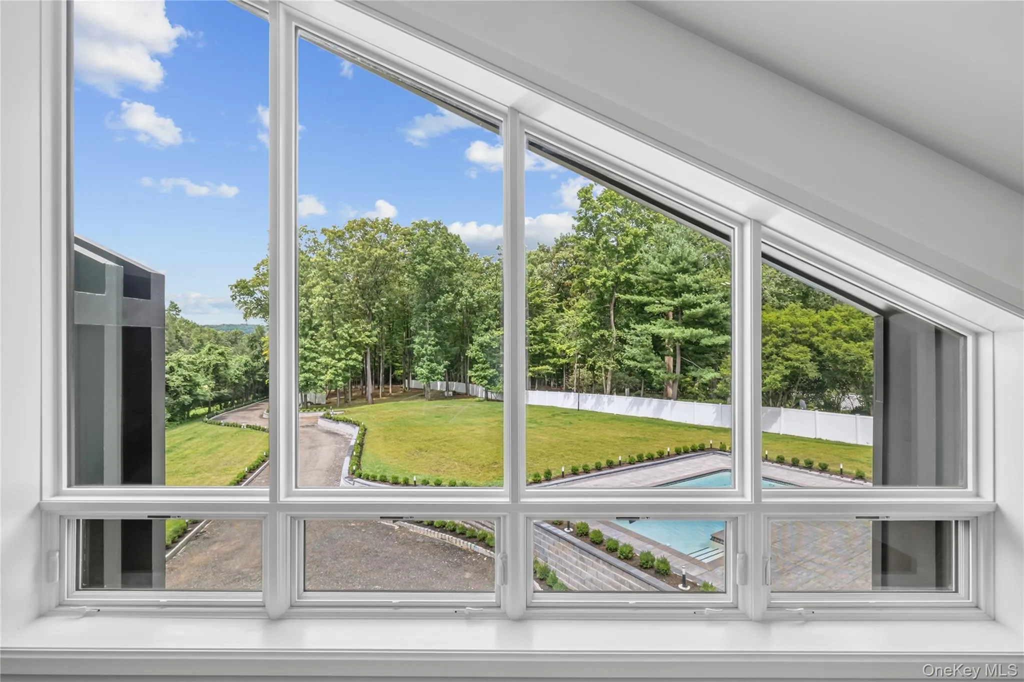 408 Buena Vista Road, Clarkstown, NY, 7 Bedrooms Bedrooms, 14 Rooms Rooms,3 BathroomsBathrooms,Residential,For Rent,Buena Vista,0,1015494 408 Buena Vista Road, Clarkstown, NY, 7 Bedrooms Bedrooms, 14 Rooms Rooms,3 BathroomsBathrooms,Residential,For Rent,Buena Vista,0,1015494