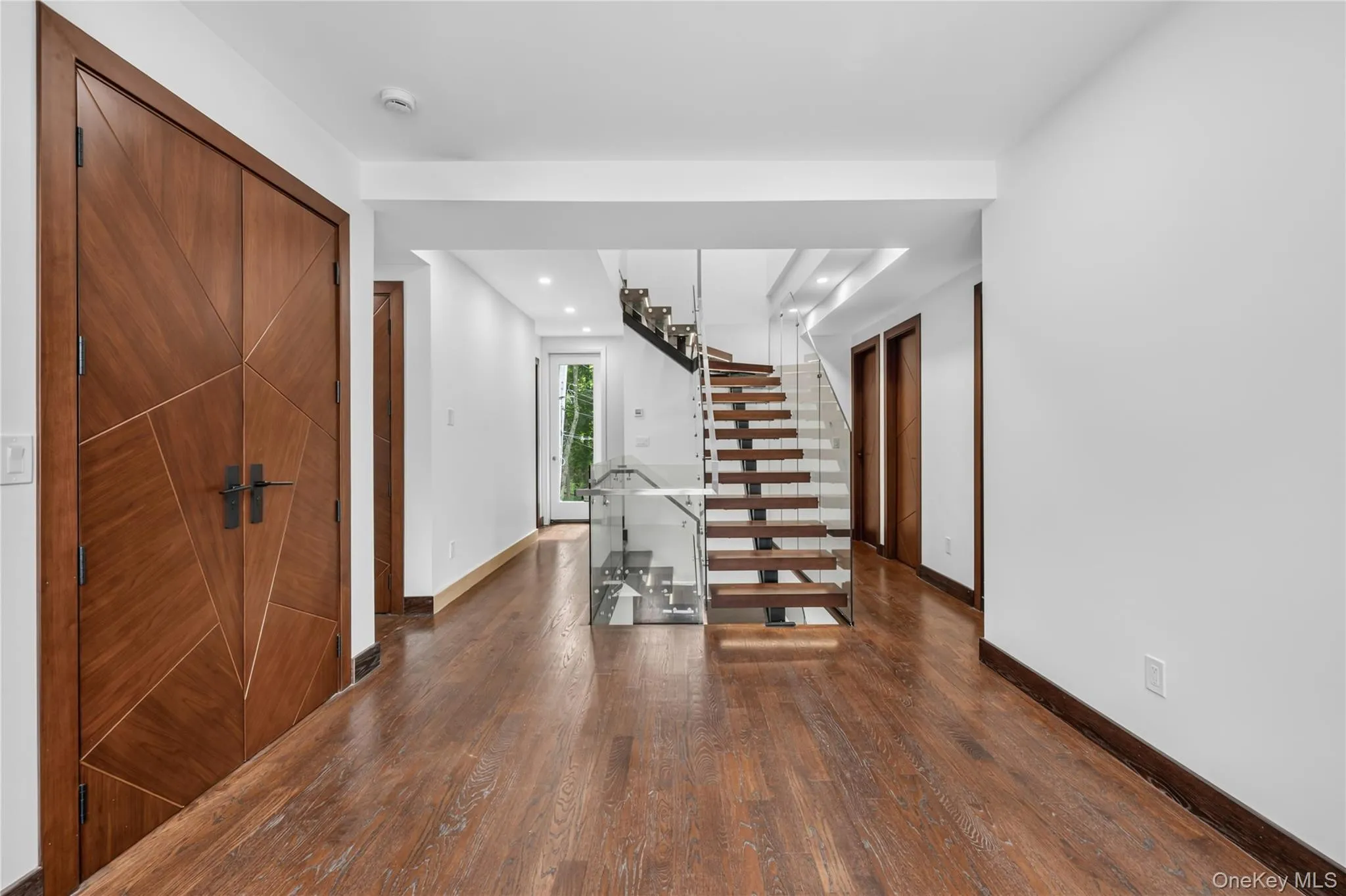 408 Buena Vista Road, Clarkstown, NY, 7 Bedrooms Bedrooms, 14 Rooms Rooms,3 BathroomsBathrooms,Residential,For Rent,Buena Vista,0,1015494 408 Buena Vista Road, Clarkstown, NY, 7 Bedrooms Bedrooms, 14 Rooms Rooms,3 BathroomsBathrooms,Residential,For Rent,Buena Vista,0,1015494