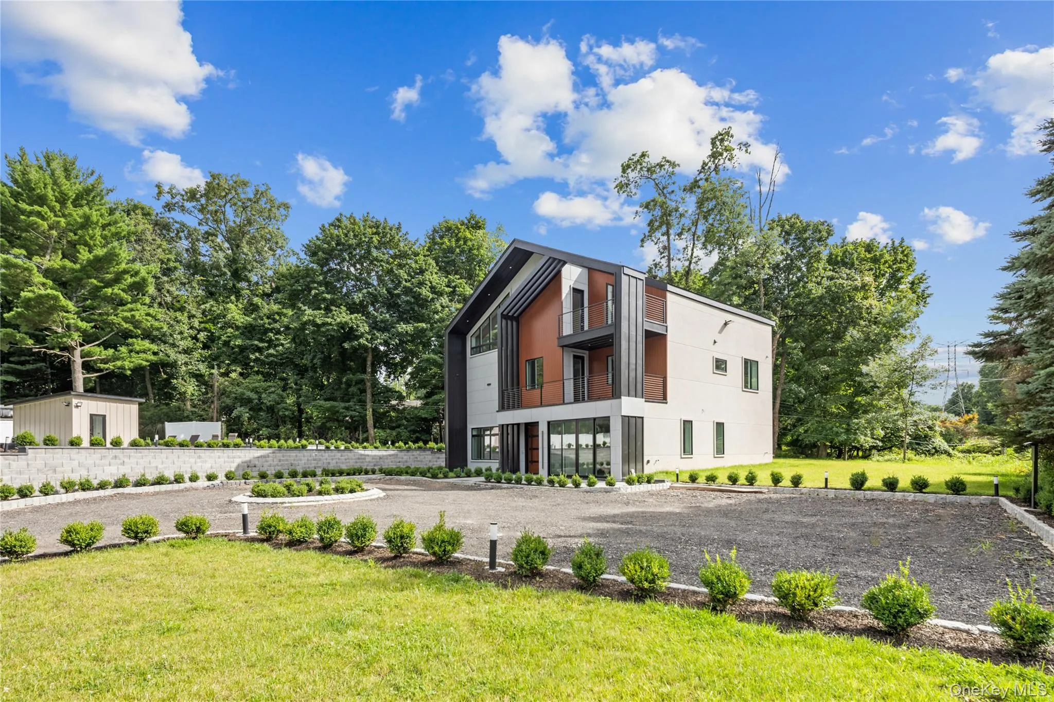 408 Buena Vista Road, Clarkstown, NY, 7 Bedrooms Bedrooms, 14 Rooms Rooms,3 BathroomsBathrooms,Residential,For Rent,Buena Vista,0,1015494 408 Buena Vista Road, Clarkstown, NY, 7 Bedrooms Bedrooms, 14 Rooms Rooms,3 BathroomsBathrooms,Residential,For Rent,Buena Vista,0,1015494