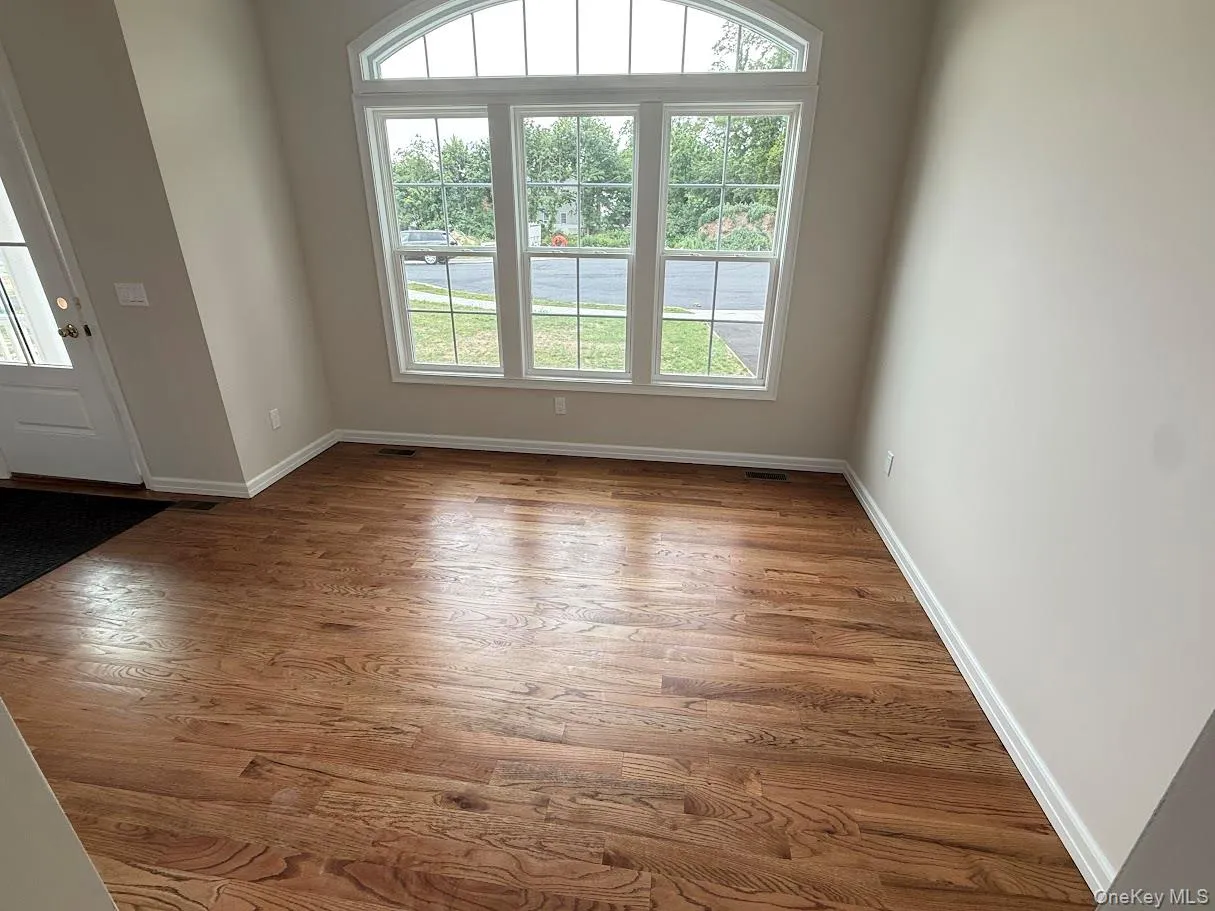 8 Gail Grace Court, Babylon, NY, 4 Bedrooms Bedrooms, 8 Rooms Rooms,2 BathroomsBathrooms,Residential,For Rent,Gail Grace,0,1015498 8 Gail Grace Court, Babylon, NY, 4 Bedrooms Bedrooms, 8 Rooms Rooms,2 BathroomsBathrooms,Residential,For Rent,Gail Grace,0,1015498