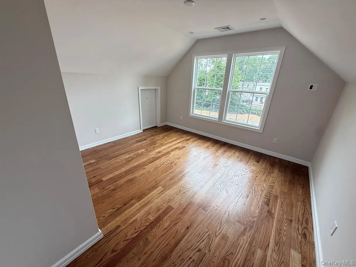 8 Gail Grace Court, Babylon, NY, 4 Bedrooms Bedrooms, 8 Rooms Rooms,2 BathroomsBathrooms,Residential,For Rent,Gail Grace,0,1015498 8 Gail Grace Court, Babylon, NY, 4 Bedrooms Bedrooms, 8 Rooms Rooms,2 BathroomsBathrooms,Residential,For Rent,Gail Grace,0,1015498