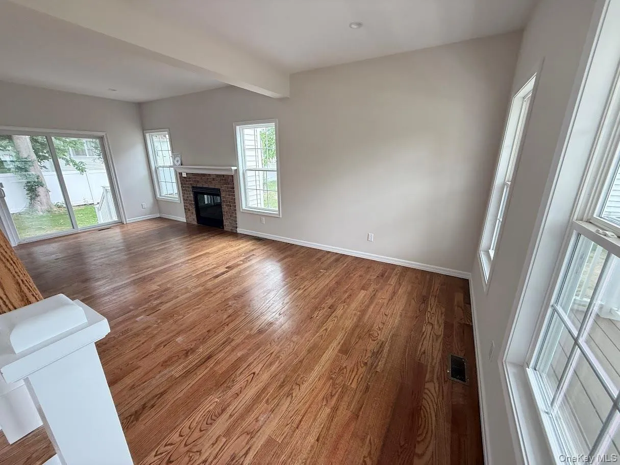 8 Gail Grace Court, Babylon, NY, 4 Bedrooms Bedrooms, 8 Rooms Rooms,2 BathroomsBathrooms,Residential,For Rent,Gail Grace,0,1015498 8 Gail Grace Court, Babylon, NY, 4 Bedrooms Bedrooms, 8 Rooms Rooms,2 BathroomsBathrooms,Residential,For Rent,Gail Grace,0,1015498