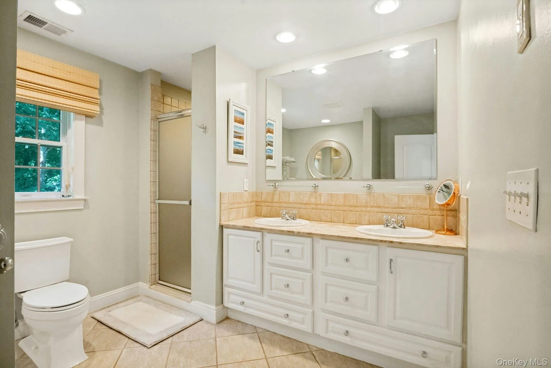 Upstairs Hall Bath Upstairs Hall Bath