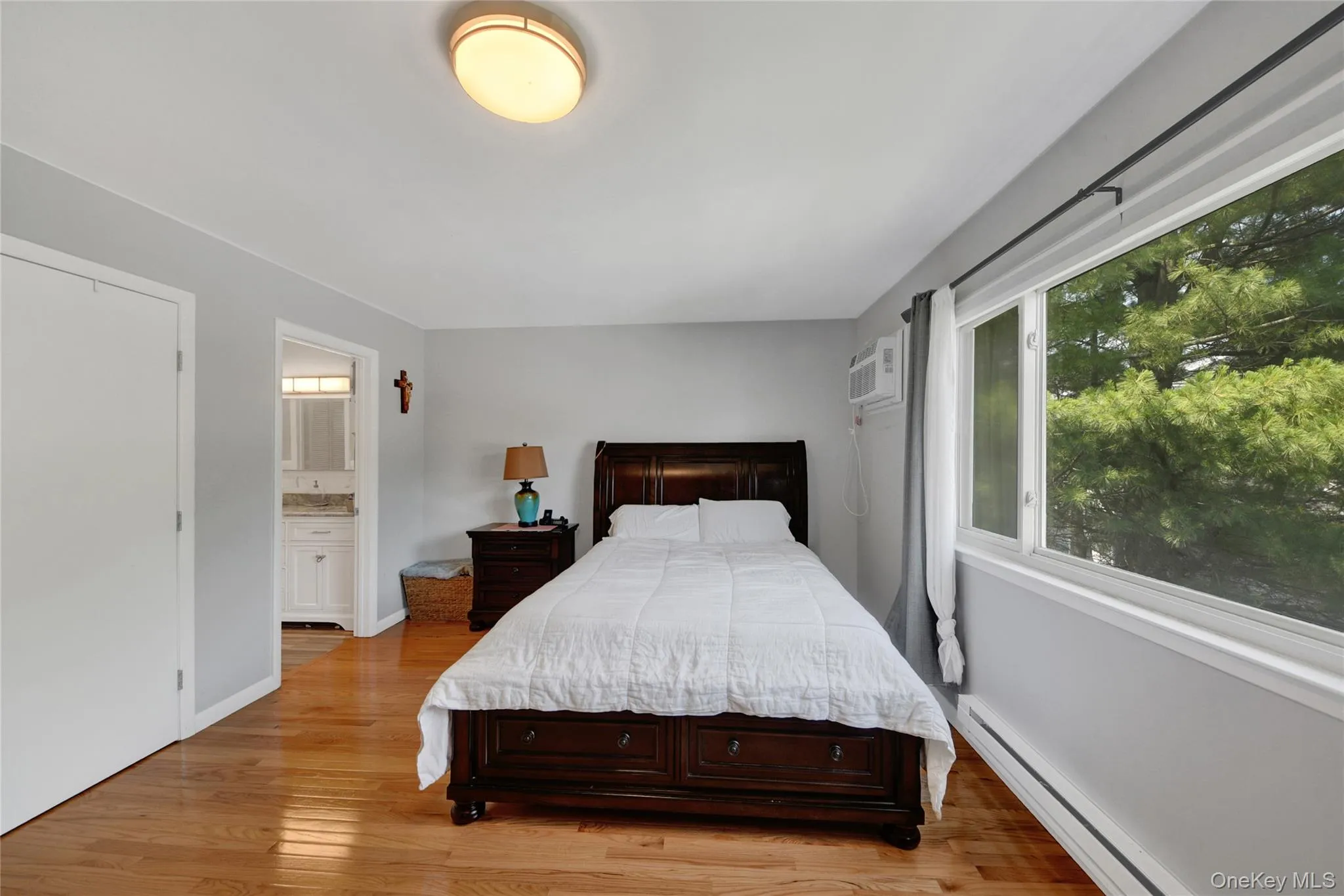 master bedroom master bedroom