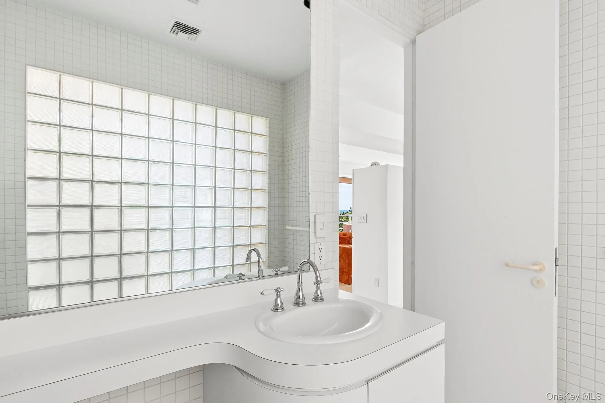 559 Dune Road, Southampton, NY, 4 Bedrooms Bedrooms, 8 Rooms Rooms,3 BathroomsBathrooms,Residential,For Rent,Dune,0,1015502 559 Dune Road, Southampton, NY, 4 Bedrooms Bedrooms, 8 Rooms Rooms,3 BathroomsBathrooms,Residential,For Rent,Dune,0,1015502
