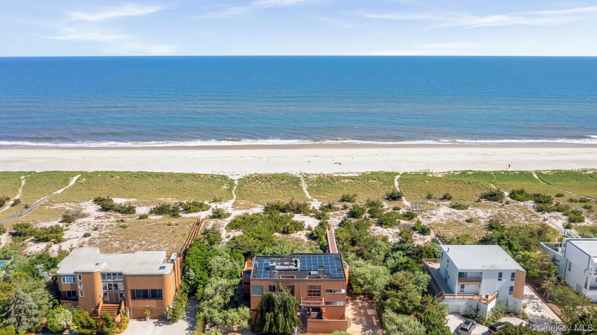 559 Dune Road, Southampton, NY, 4 Bedrooms Bedrooms, 8 Rooms Rooms,3 BathroomsBathrooms,Residential,For Rent,Dune,0,1015502 559 Dune Road, Southampton, NY, 4 Bedrooms Bedrooms, 8 Rooms Rooms,3 BathroomsBathrooms,Residential,For Rent,Dune,0,1015502
