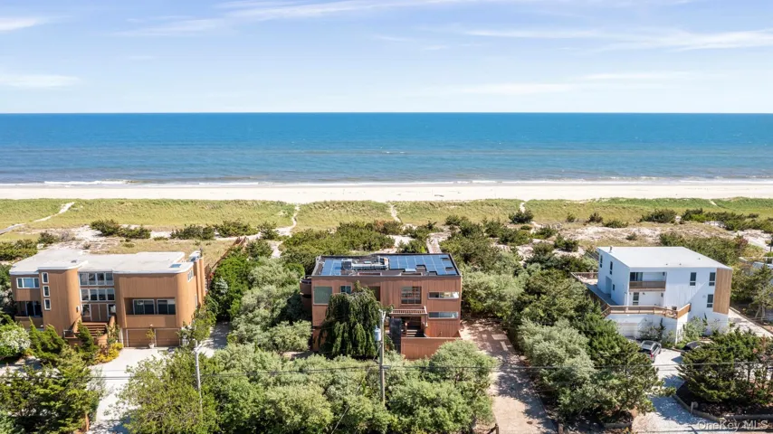 559 Dune Road, Southampton, New York 11978