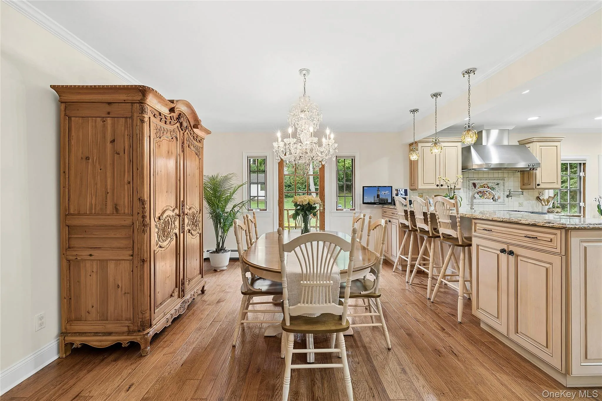 84 Luquer Road, North Hempstead, NY, 5 Bedrooms Bedrooms, 10 Rooms Rooms,3 BathroomsBathrooms,Residential,For Rent,Luquer,0,1015503 84 Luquer Road, North Hempstead, NY, 5 Bedrooms Bedrooms, 10 Rooms Rooms,3 BathroomsBathrooms,Residential,For Rent,Luquer,0,1015503