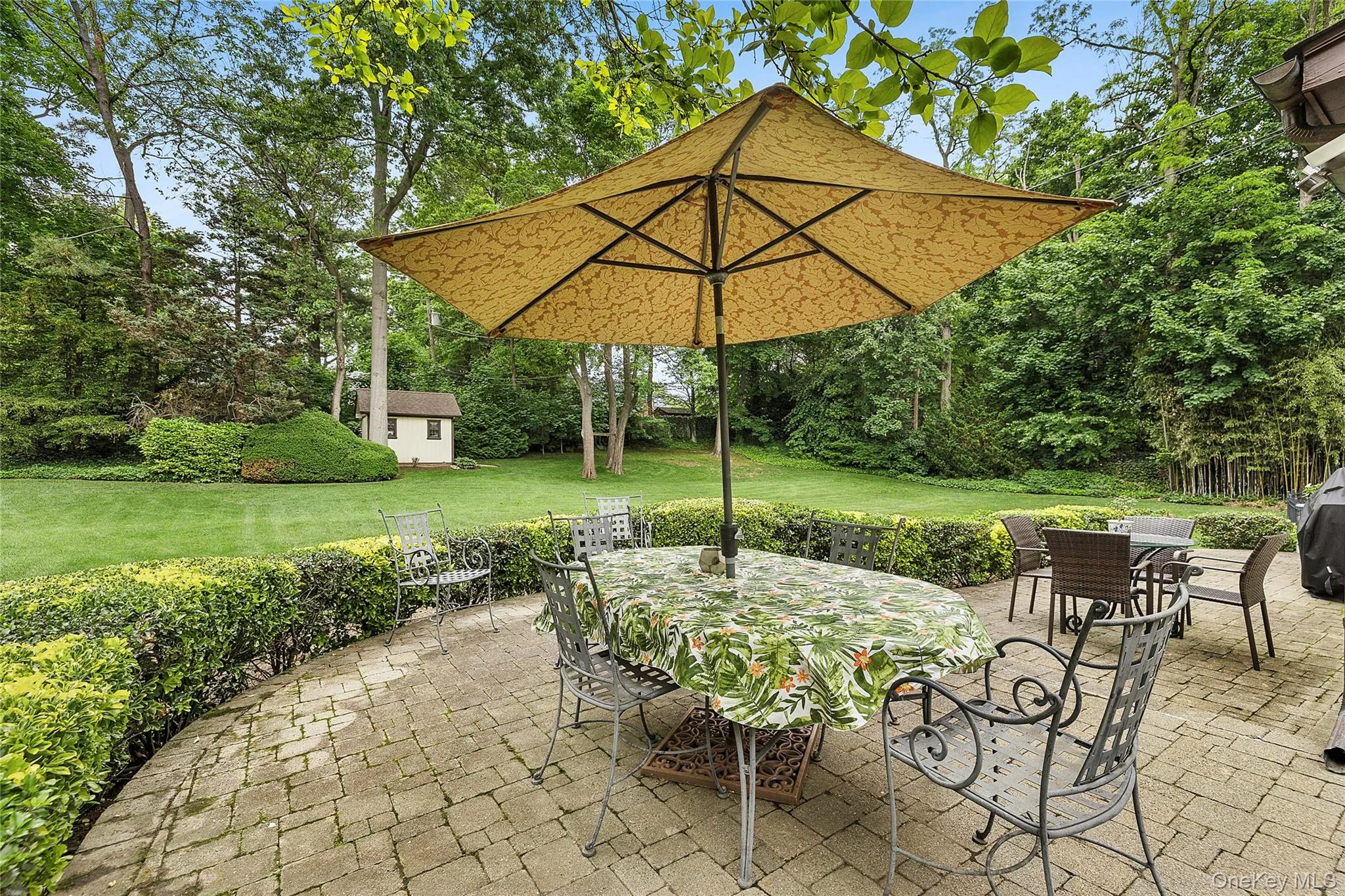 84 Luquer Road, North Hempstead, NY, 5 Bedrooms Bedrooms, 10 Rooms Rooms,3 BathroomsBathrooms,Residential,For Rent,Luquer,0,1015503 84 Luquer Road, North Hempstead, NY, 5 Bedrooms Bedrooms, 10 Rooms Rooms,3 BathroomsBathrooms,Residential,For Rent,Luquer,0,1015503