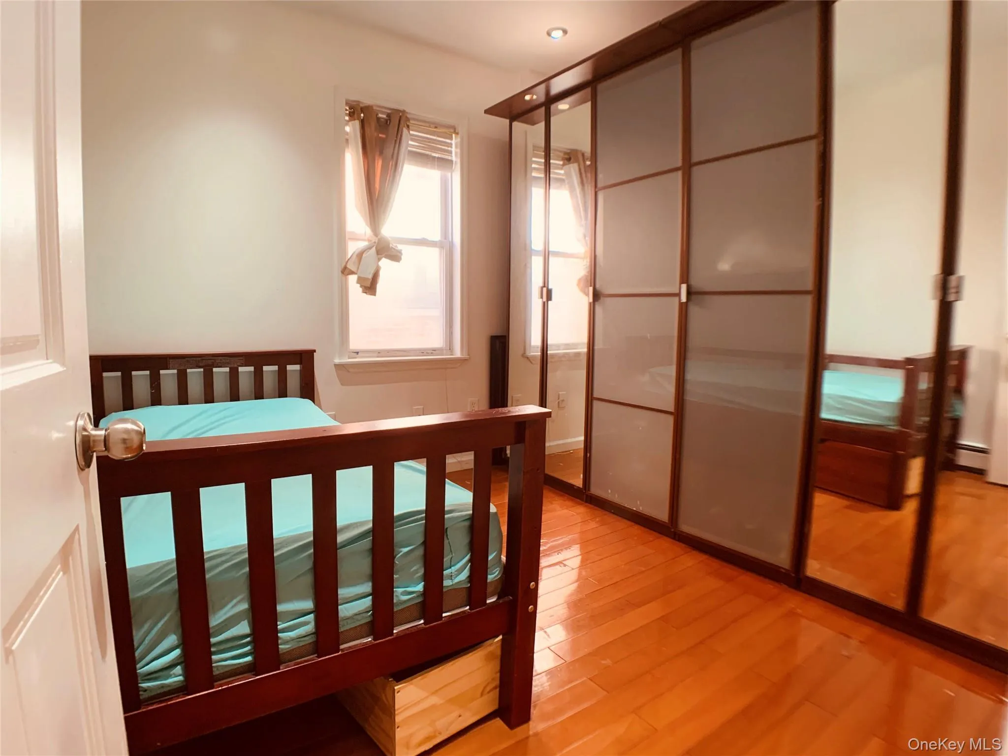23-28 28th Street 28 Street, New York, NY, 3 Bedrooms Bedrooms, 7 Rooms Rooms,1 BathroomBathrooms,Residential Lease,For Rent,28,0,1015505 23-28 28th Street 28 Street, New York, NY, 3 Bedrooms Bedrooms, 7 Rooms Rooms,1 BathroomBathrooms,Residential Lease,For Rent,28,0,1015505