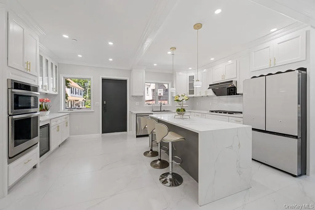 157-51 Rose Avenue, New York, NY, 4 Bedrooms Bedrooms, 7 Rooms Rooms,5 BathroomsBathrooms,Residential,For Rent,Rose,0,1015507 157-51 Rose Avenue, New York, NY, 4 Bedrooms Bedrooms, 7 Rooms Rooms,5 BathroomsBathrooms,Residential,For Rent,Rose,0,1015507
