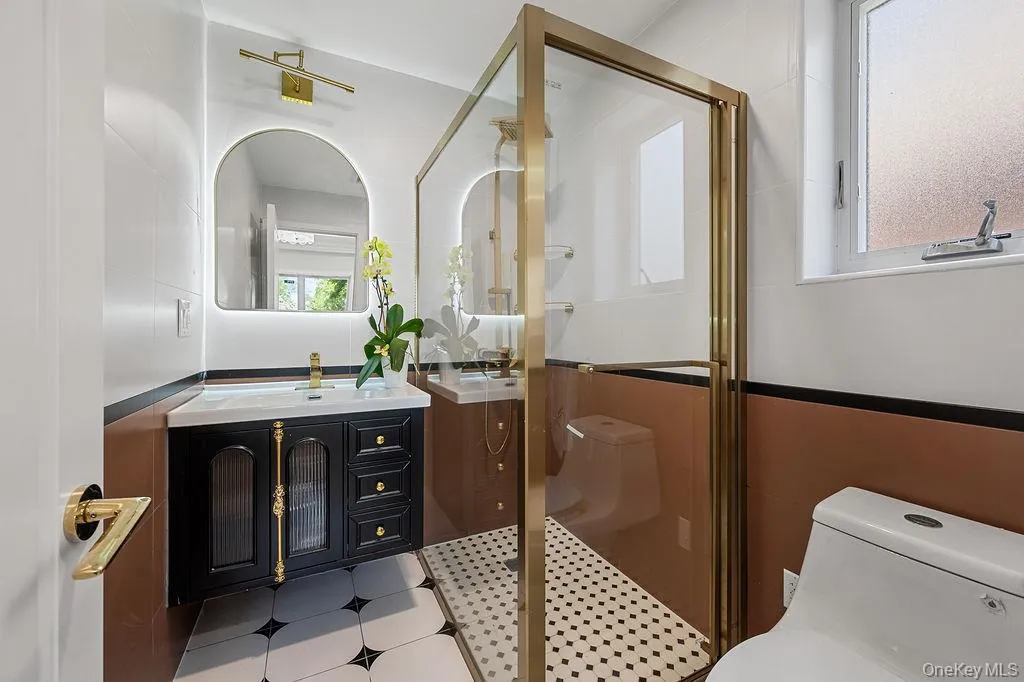 157-51 Rose Avenue, New York, NY, 4 Bedrooms Bedrooms, 7 Rooms Rooms,5 BathroomsBathrooms,Residential,For Rent,Rose,0,1015507 157-51 Rose Avenue, New York, NY, 4 Bedrooms Bedrooms, 7 Rooms Rooms,5 BathroomsBathrooms,Residential,For Rent,Rose,0,1015507
