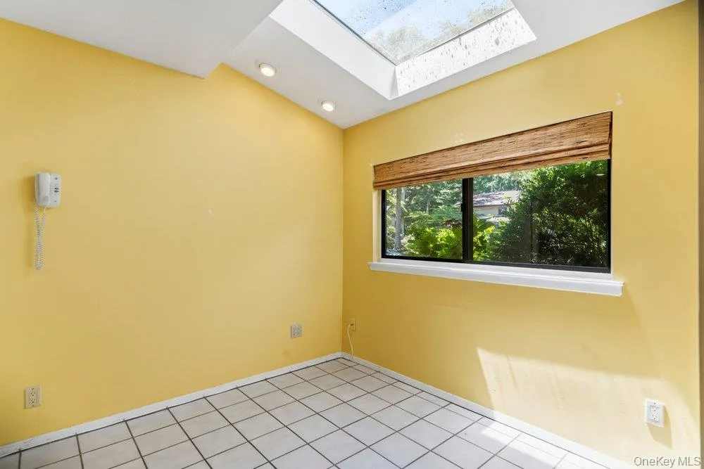 97 Northgate Circle, Huntington, NY, 3 Bedrooms Bedrooms, 6 Rooms Rooms,3 BathroomsBathrooms,Residential,For Rent,Northgate,0,KEY1015512 97 Northgate Circle, Huntington, NY, 3 Bedrooms Bedrooms, 6 Rooms Rooms,3 BathroomsBathrooms,Residential,For Rent,Northgate,0,KEY1015512