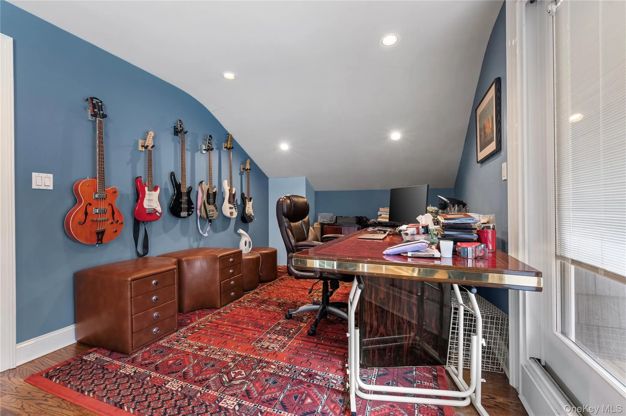 40 Coves Run, Oyster Bay, NY, 5 Bedrooms Bedrooms, 12 Rooms Rooms,4 BathroomsBathrooms,Residential,For Rent,Coves,0,1015516 40 Coves Run, Oyster Bay, NY, 5 Bedrooms Bedrooms, 12 Rooms Rooms,4 BathroomsBathrooms,Residential,For Rent,Coves,0,1015516