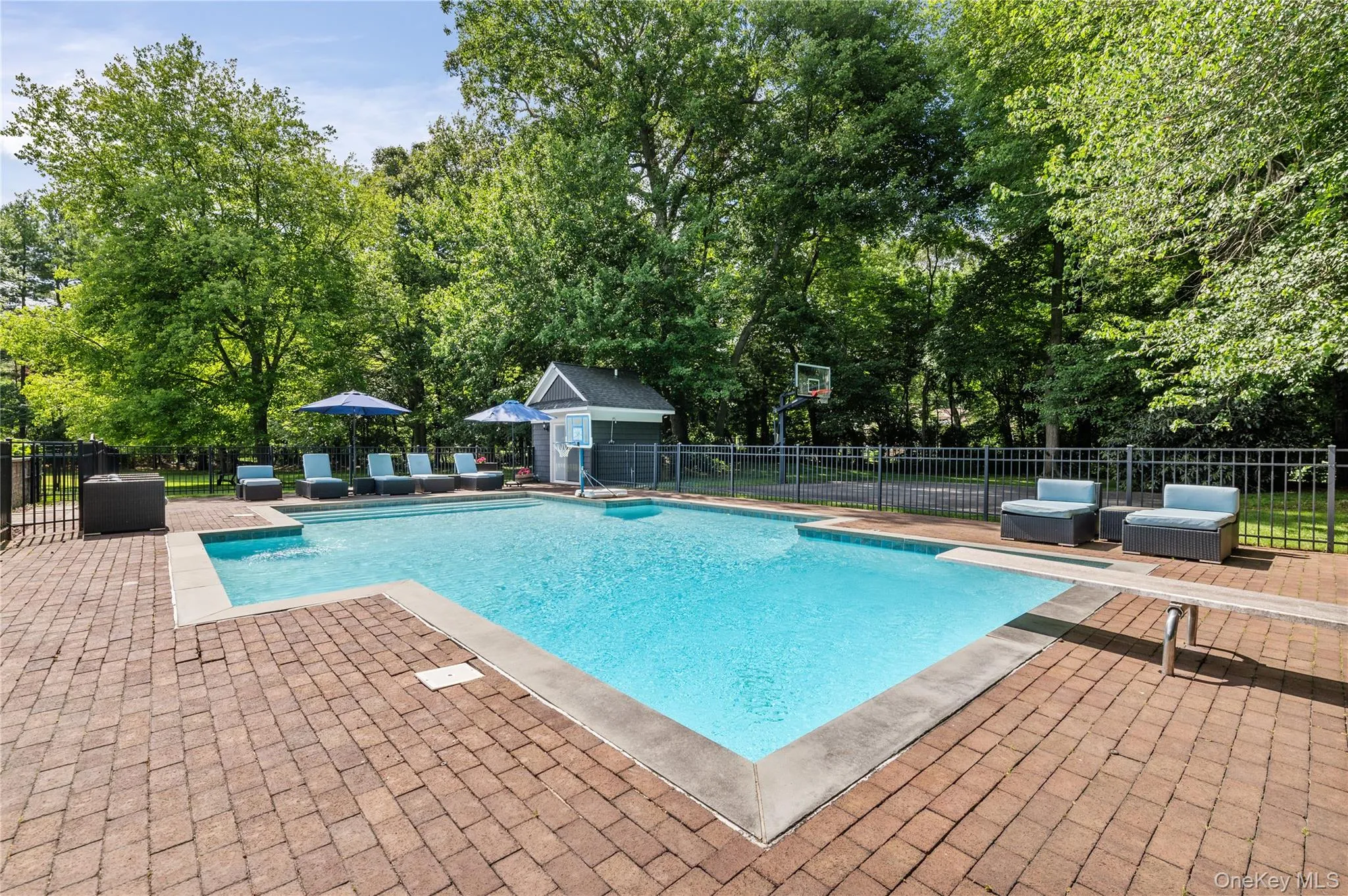 40 Coves Run, Oyster Bay, NY, 5 Bedrooms Bedrooms, 12 Rooms Rooms,4 BathroomsBathrooms,Residential,For Rent,Coves,0,1015516 40 Coves Run, Oyster Bay, NY, 5 Bedrooms Bedrooms, 12 Rooms Rooms,4 BathroomsBathrooms,Residential,For Rent,Coves,0,1015516