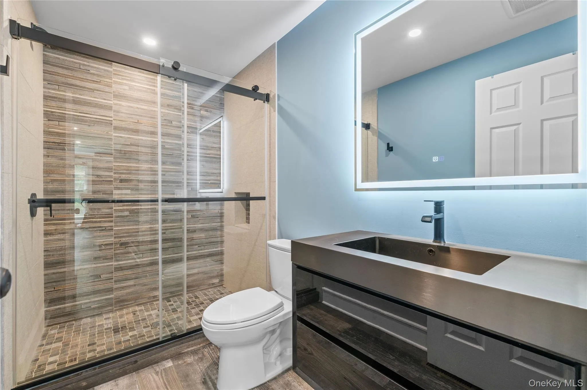 40 Coves Run, Oyster Bay, NY, 5 Bedrooms Bedrooms, 12 Rooms Rooms,4 BathroomsBathrooms,Residential,For Rent,Coves,0,1015516 40 Coves Run, Oyster Bay, NY, 5 Bedrooms Bedrooms, 12 Rooms Rooms,4 BathroomsBathrooms,Residential,For Rent,Coves,0,1015516