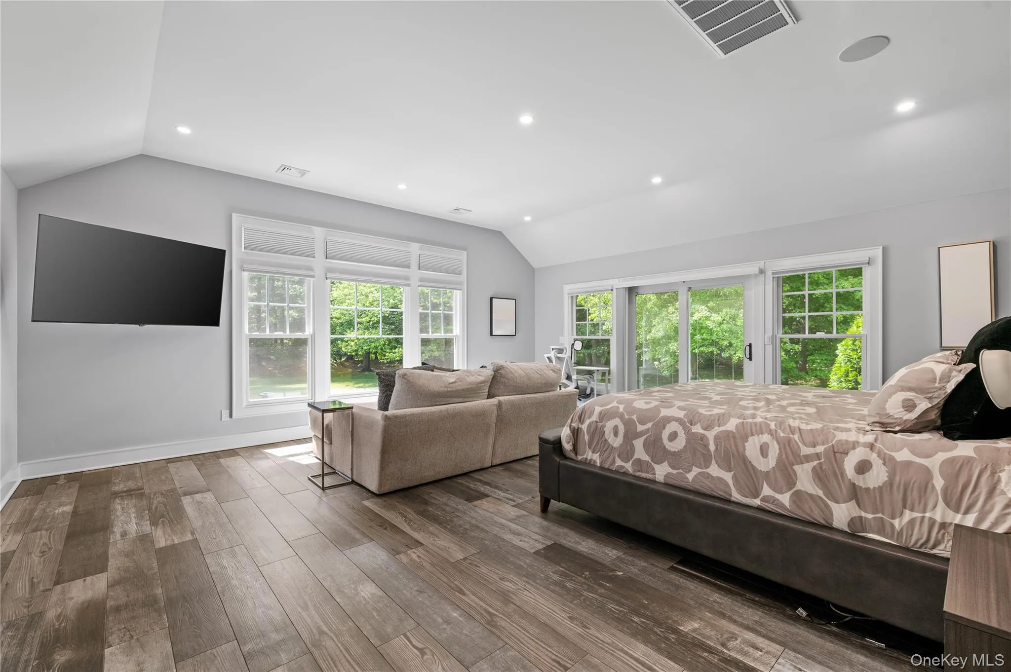 40 Coves Run, Oyster Bay, NY, 5 Bedrooms Bedrooms, 12 Rooms Rooms,4 BathroomsBathrooms,Residential,For Rent,Coves,0,1015516 40 Coves Run, Oyster Bay, NY, 5 Bedrooms Bedrooms, 12 Rooms Rooms,4 BathroomsBathrooms,Residential,For Rent,Coves,0,1015516