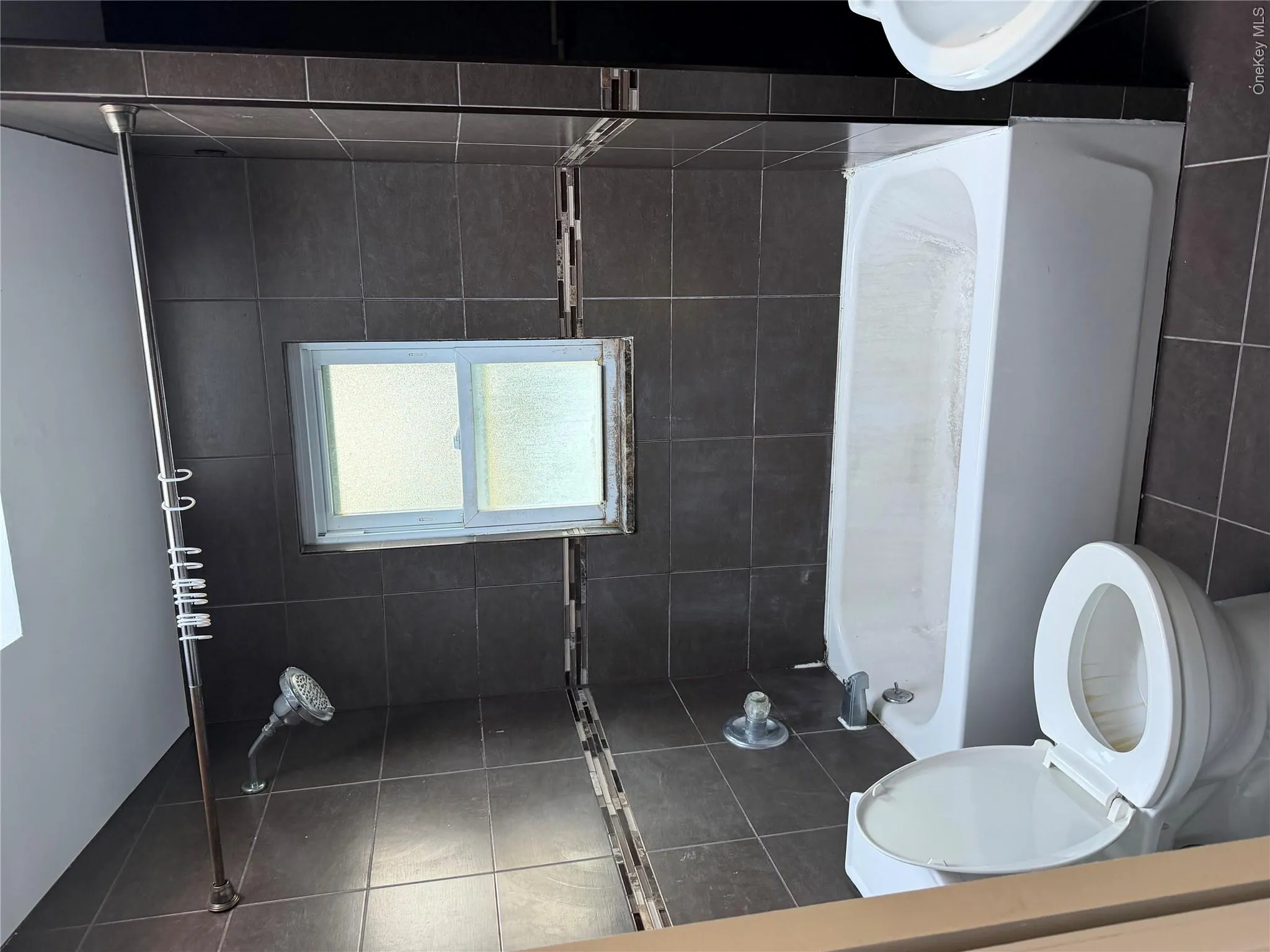 260 Toronto Avenue, Oyster Bay, NY, 1 Bedroom Bedrooms, 4 Rooms Rooms,1 BathroomBathrooms,Residential Lease,For Rent,Toronto,0,1015519 260 Toronto Avenue, Oyster Bay, NY, 1 Bedroom Bedrooms, 4 Rooms Rooms,1 BathroomBathrooms,Residential Lease,For Rent,Toronto,0,1015519