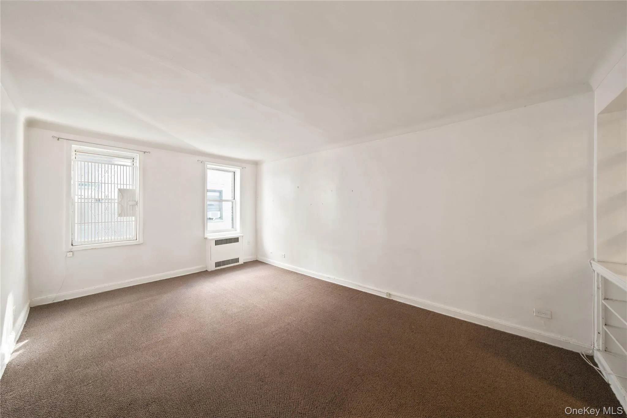 65-74 Saunders Street, New York, NY, 3 Rooms Rooms,1 BathroomBathrooms,Residential,For Rent,Saunders,0,1015521 65-74 Saunders Street, New York, NY, 3 Rooms Rooms,1 BathroomBathrooms,Residential,For Rent,Saunders,0,1015521