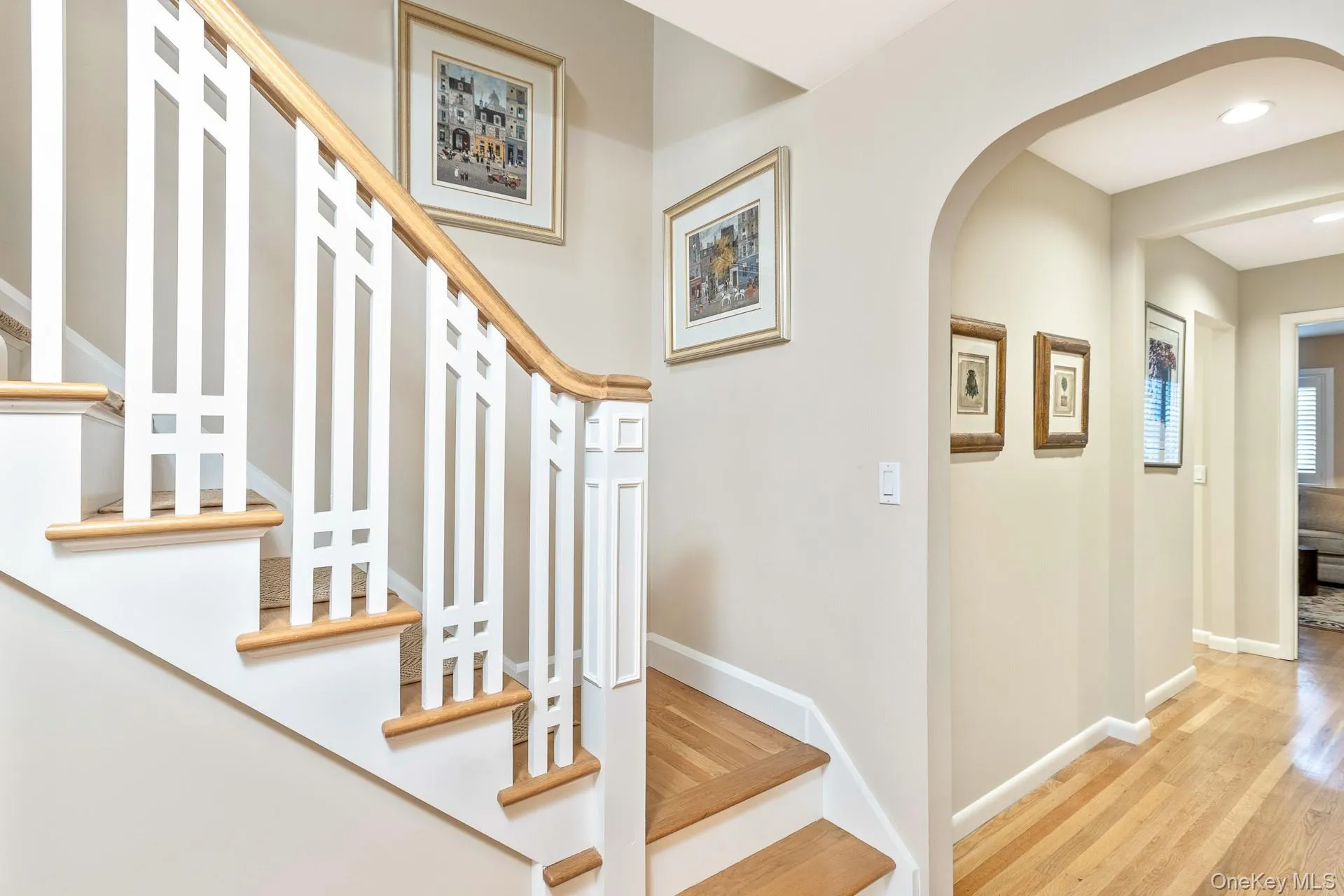 2 Strathmore Court, Southampton, NY, 3 Bedrooms Bedrooms, 8 Rooms Rooms,4 BathroomsBathrooms,Residential,For Rent,Strathmore,0,1015525 2 Strathmore Court, Southampton, NY, 3 Bedrooms Bedrooms, 8 Rooms Rooms,4 BathroomsBathrooms,Residential,For Rent,Strathmore,0,1015525