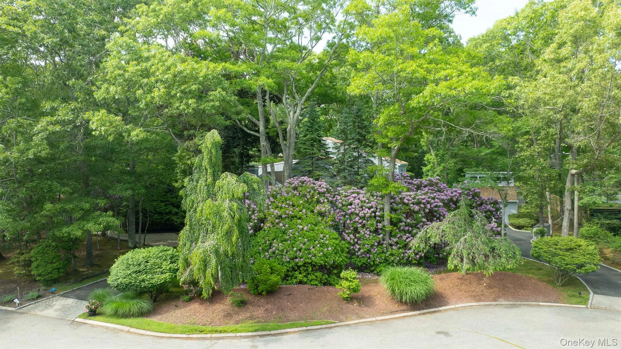 2 Strathmore Court, Southampton, NY, 3 Bedrooms Bedrooms, 8 Rooms Rooms,4 BathroomsBathrooms,Residential,For Rent,Strathmore,0,KEY1015525 2 Strathmore Court, Southampton, NY, 3 Bedrooms Bedrooms, 8 Rooms Rooms,4 BathroomsBathrooms,Residential,For Rent,Strathmore,0,KEY1015525