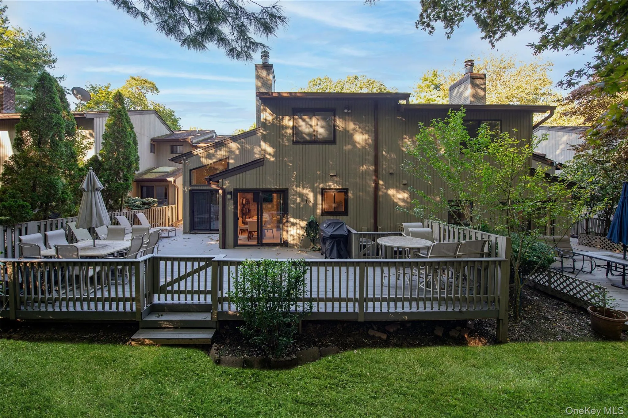 125 Country Club Drive, Oyster Bay, NY, 3 Bedrooms Bedrooms, 7 Rooms Rooms,2 BathroomsBathrooms,Residential,For Rent,Country Club,0,1015527 125 Country Club Drive, Oyster Bay, NY, 3 Bedrooms Bedrooms, 7 Rooms Rooms,2 BathroomsBathrooms,Residential,For Rent,Country Club,0,1015527