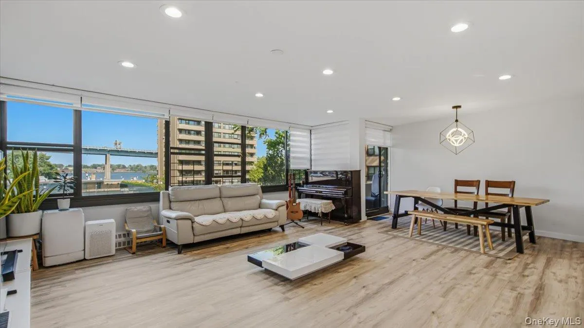 9-15 166th Street, New York, NY, 2 Bedrooms Bedrooms, 5 Rooms Rooms,1 BathroomBathrooms,Residential,For Rent,166th,0,1015530 9-15 166th Street, New York, NY, 2 Bedrooms Bedrooms, 5 Rooms Rooms,1 BathroomBathrooms,Residential,For Rent,166th,0,1015530