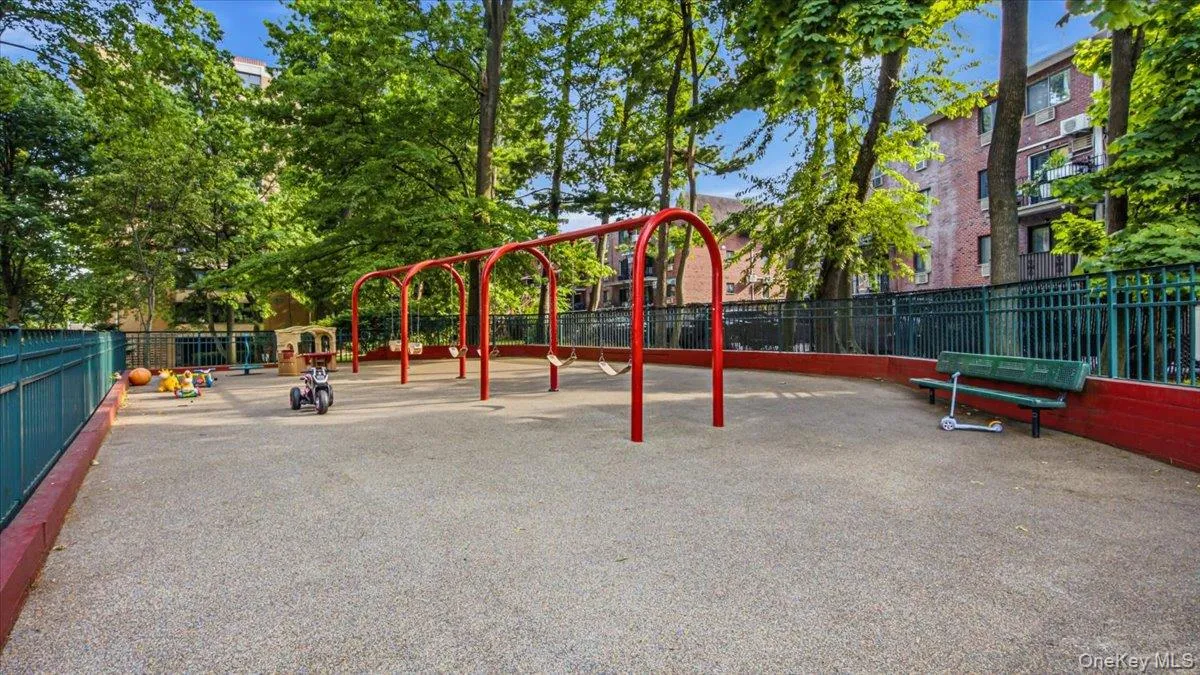 9-15 166th Street, New York, NY, 2 Bedrooms Bedrooms, 5 Rooms Rooms,1 BathroomBathrooms,Residential,For Rent,166th,0,1015530 9-15 166th Street, New York, NY, 2 Bedrooms Bedrooms, 5 Rooms Rooms,1 BathroomBathrooms,Residential,For Rent,166th,0,1015530