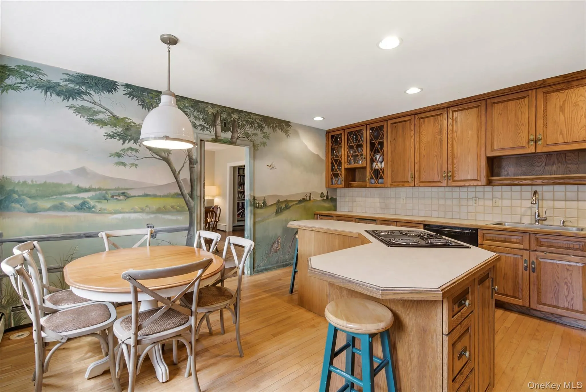 7 Thompson Street, Brookhaven, NY, 5 Bedrooms Bedrooms, 15 Rooms Rooms,3 BathroomsBathrooms,Residential,For Rent,Thompson,0,1015534 7 Thompson Street, Brookhaven, NY, 5 Bedrooms Bedrooms, 15 Rooms Rooms,3 BathroomsBathrooms,Residential,For Rent,Thompson,0,1015534