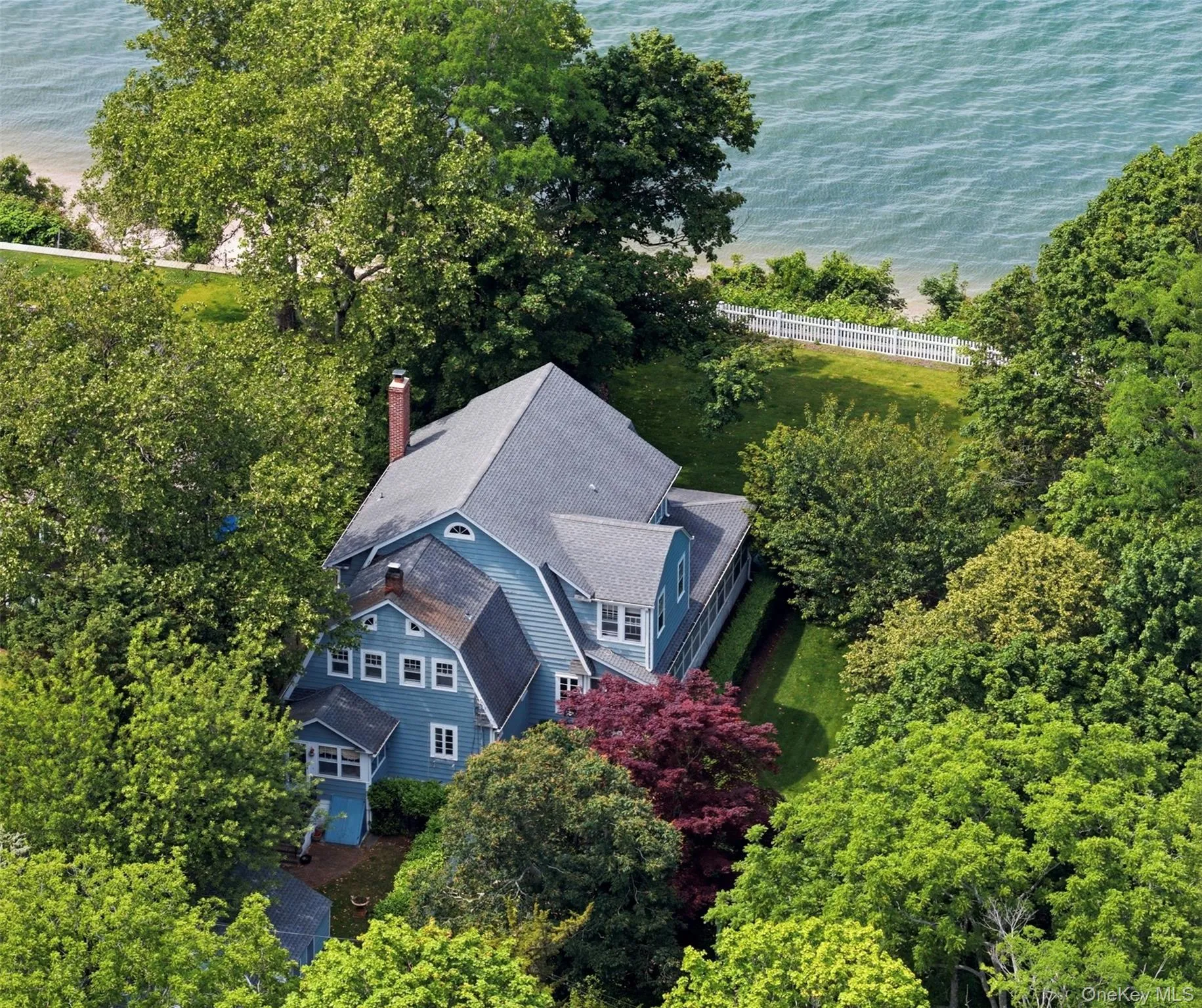 7 Thompson Street, Brookhaven, NY, 5 Bedrooms Bedrooms, 15 Rooms Rooms,3 BathroomsBathrooms,Residential,For Rent,Thompson,0,1015534 7 Thompson Street, Brookhaven, NY, 5 Bedrooms Bedrooms, 15 Rooms Rooms,3 BathroomsBathrooms,Residential,For Rent,Thompson,0,1015534