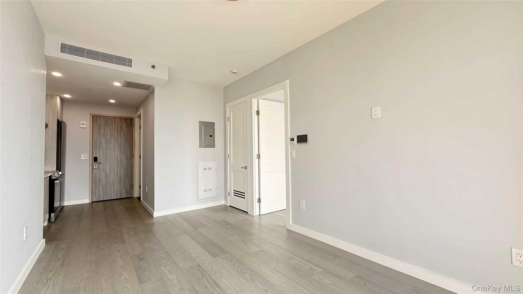 134-11 Franklin Avenue, New York, NY, 1 Bedroom Bedrooms, 3 Rooms Rooms,1 BathroomBathrooms,Residential Lease,For Rent,Franklin,0,1015535 134-11 Franklin Avenue, New York, NY, 1 Bedroom Bedrooms, 3 Rooms Rooms,1 BathroomBathrooms,Residential Lease,For Rent,Franklin,0,1015535
