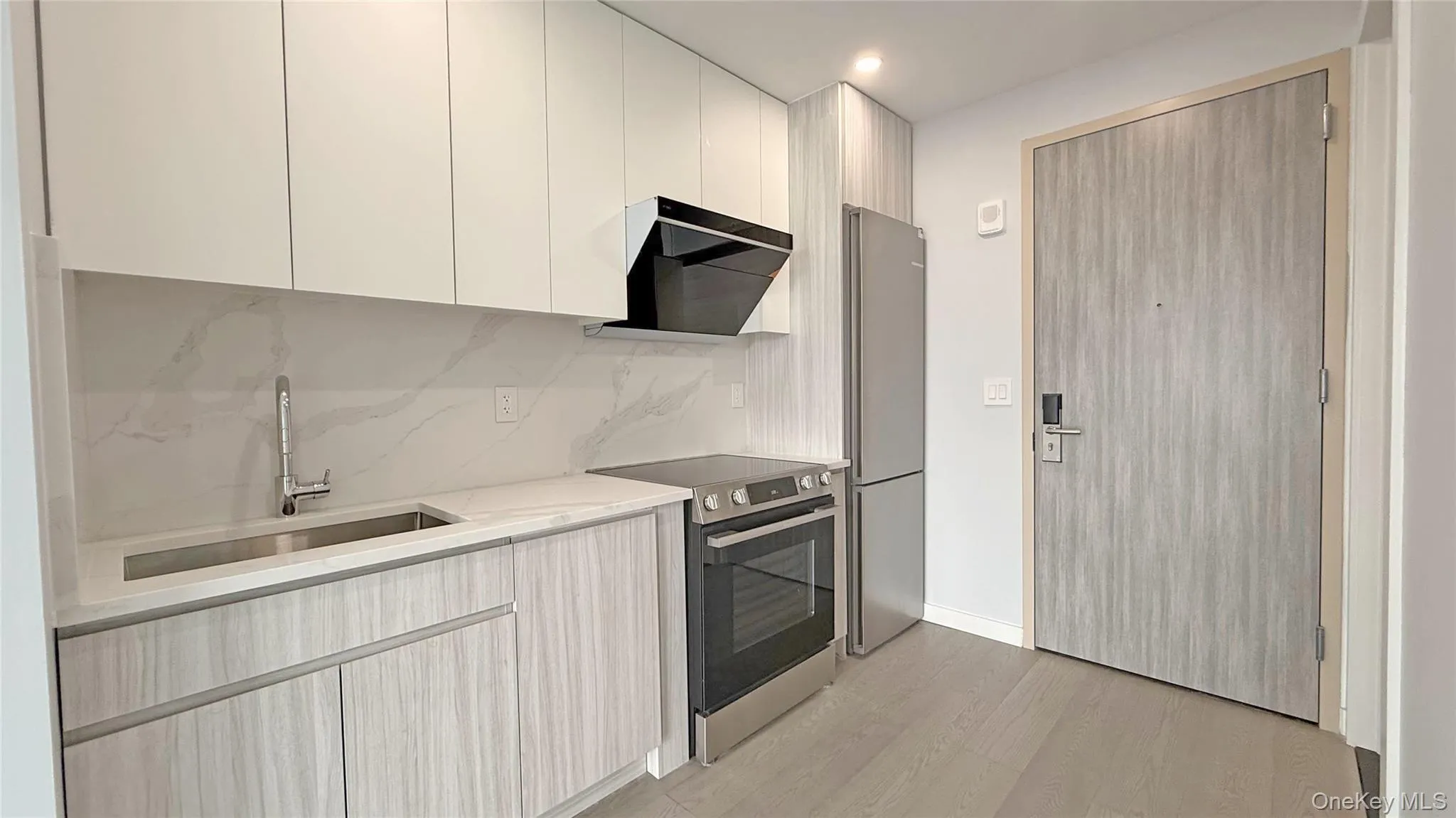 134-11 Franklin Avenue, New York, NY, 1 Bedroom Bedrooms, 3 Rooms Rooms,1 BathroomBathrooms,Residential Lease,For Rent,Franklin,0,1015535 134-11 Franklin Avenue, New York, NY, 1 Bedroom Bedrooms, 3 Rooms Rooms,1 BathroomBathrooms,Residential Lease,For Rent,Franklin,0,1015535