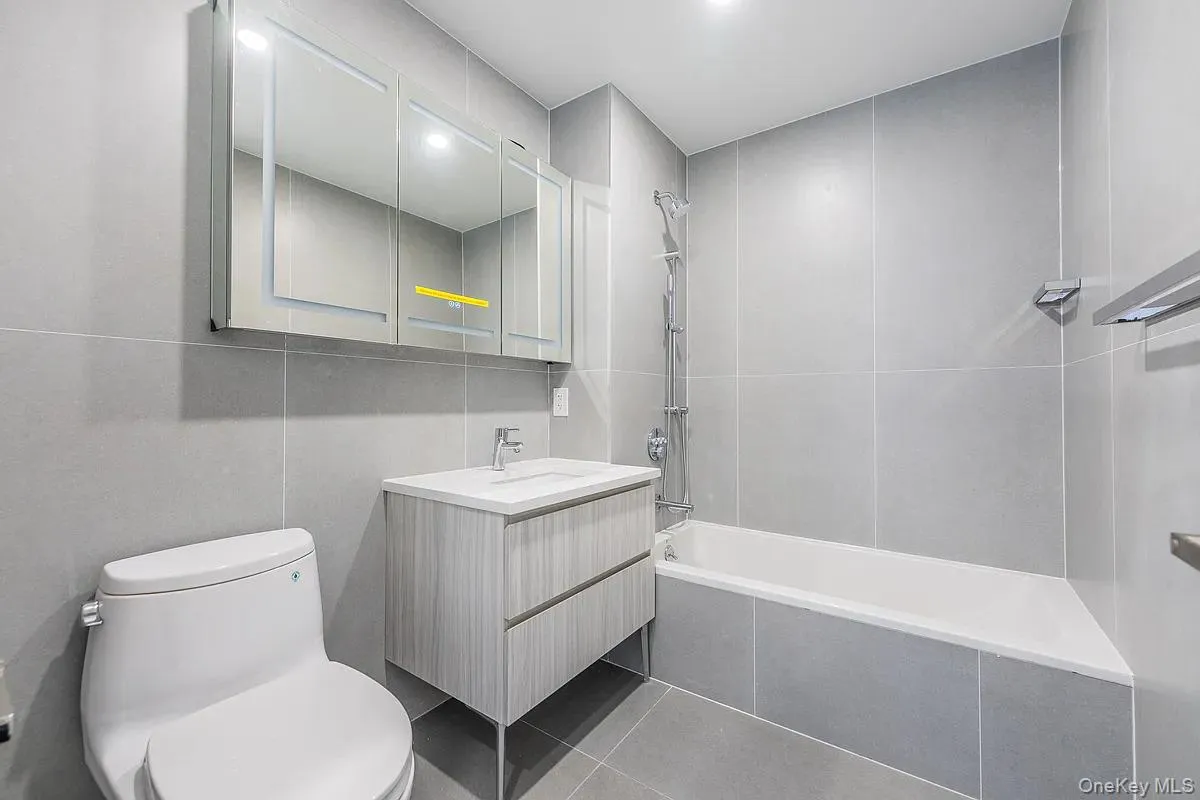 134-11 Franklin Avenue, New York, NY, 1 Bedroom Bedrooms, 3 Rooms Rooms,1 BathroomBathrooms,Residential Lease,For Rent,Franklin,0,1015535 134-11 Franklin Avenue, New York, NY, 1 Bedroom Bedrooms, 3 Rooms Rooms,1 BathroomBathrooms,Residential Lease,For Rent,Franklin,0,1015535