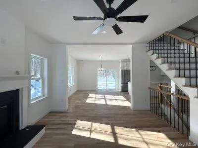 4 James Place, Deerpark, NY, 4 Bedrooms Bedrooms, 8 Rooms Rooms,2 BathroomsBathrooms,Residential,For Rent,James,0,1015536 4 James Place, Deerpark, NY, 4 Bedrooms Bedrooms, 8 Rooms Rooms,2 BathroomsBathrooms,Residential,For Rent,James,0,1015536