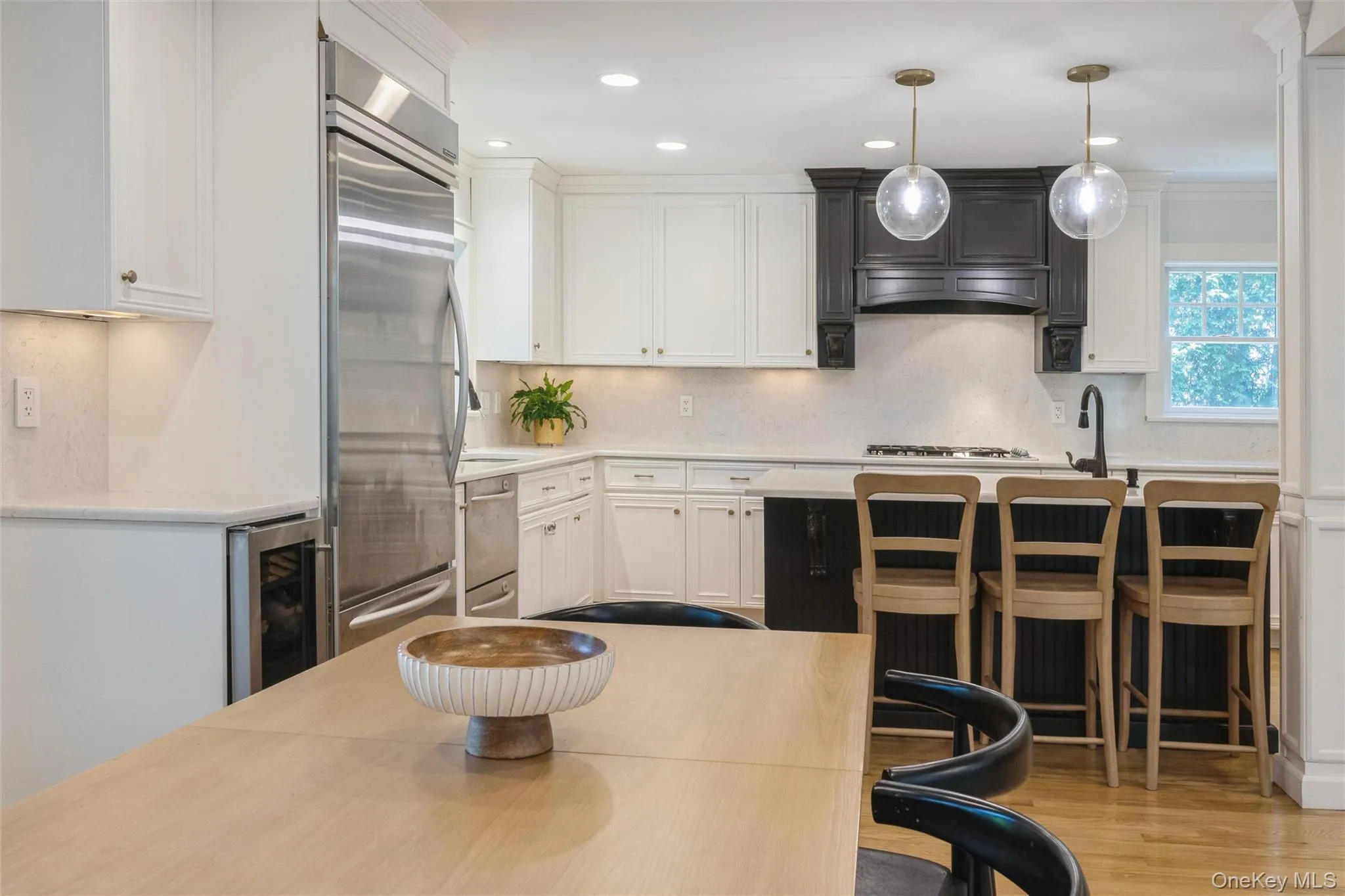 71 Bar Beach Road, North Hempstead, NY, 3 Bedrooms Bedrooms, 8 Rooms Rooms,2 BathroomsBathrooms,Residential,For Rent,Bar Beach,0,1015540 71 Bar Beach Road, North Hempstead, NY, 3 Bedrooms Bedrooms, 8 Rooms Rooms,2 BathroomsBathrooms,Residential,For Rent,Bar Beach,0,1015540