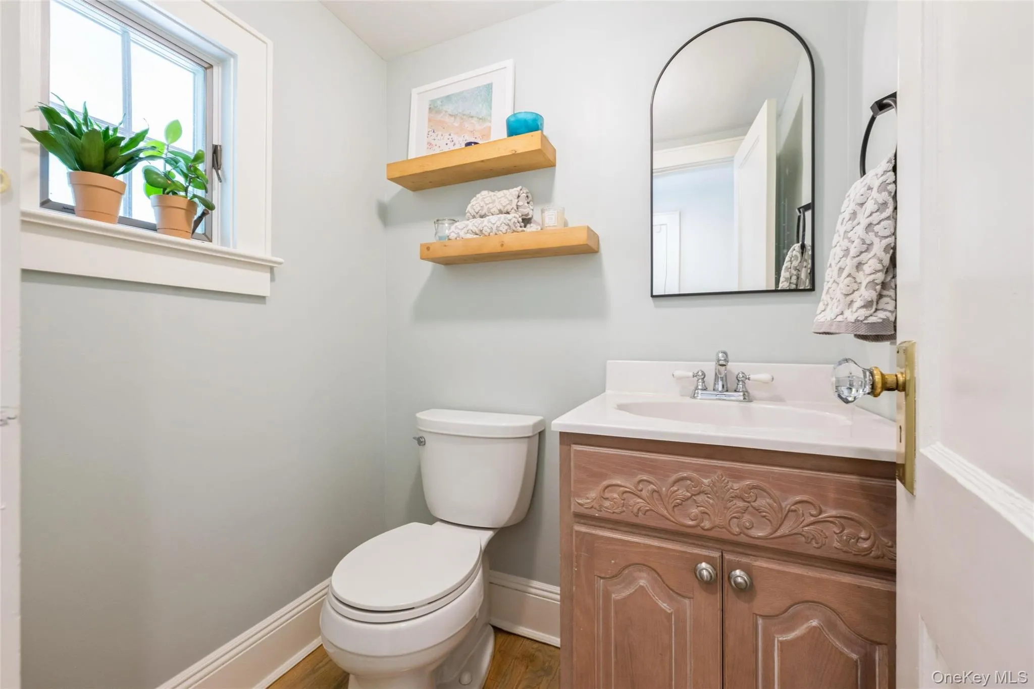 71 Bar Beach Road, North Hempstead, NY, 3 Bedrooms Bedrooms, 8 Rooms Rooms,2 BathroomsBathrooms,Residential,For Rent,Bar Beach,0,1015540 71 Bar Beach Road, North Hempstead, NY, 3 Bedrooms Bedrooms, 8 Rooms Rooms,2 BathroomsBathrooms,Residential,For Rent,Bar Beach,0,1015540