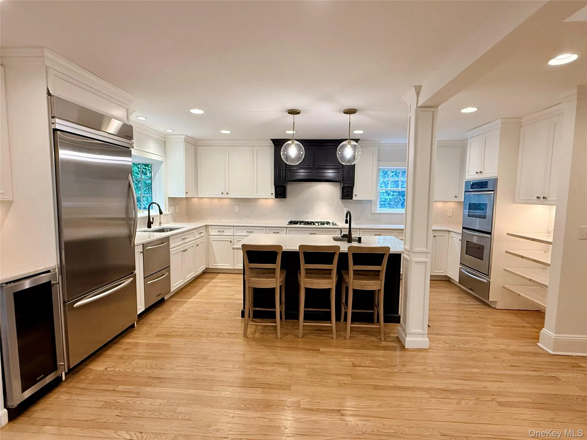 71 Bar Beach Road, North Hempstead, NY, 3 Bedrooms Bedrooms, 8 Rooms Rooms,2 BathroomsBathrooms,Residential,For Rent,Bar Beach,0,1015540 71 Bar Beach Road, North Hempstead, NY, 3 Bedrooms Bedrooms, 8 Rooms Rooms,2 BathroomsBathrooms,Residential,For Rent,Bar Beach,0,1015540