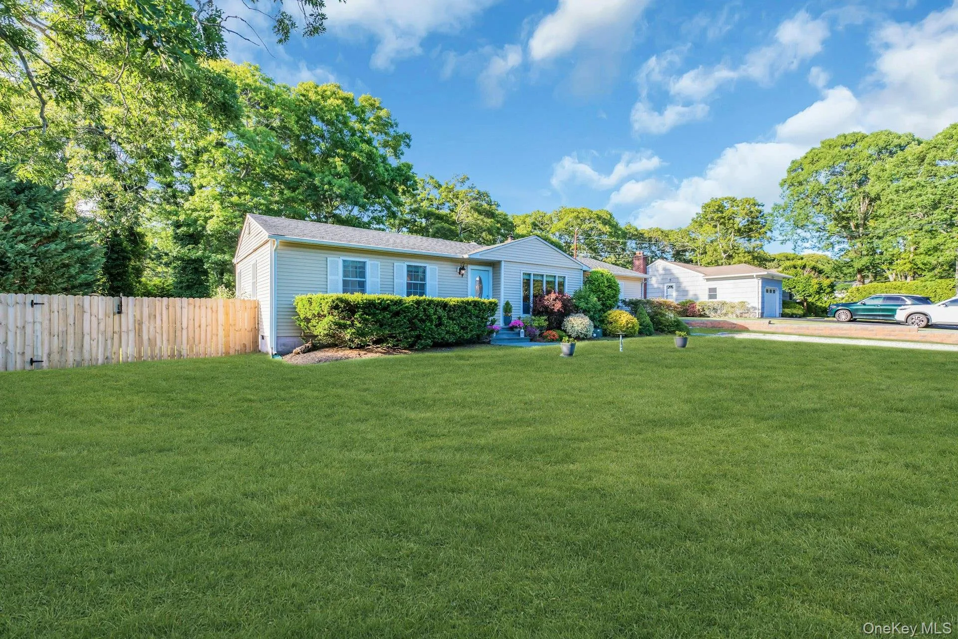 116 Tiana Road, Southampton, NY, 4 Bedrooms Bedrooms, 7 Rooms Rooms,2 BathroomsBathrooms,Residential,For Rent,Tiana,0,1015541 116 Tiana Road, Southampton, NY, 4 Bedrooms Bedrooms, 7 Rooms Rooms,2 BathroomsBathrooms,Residential,For Rent,Tiana,0,1015541