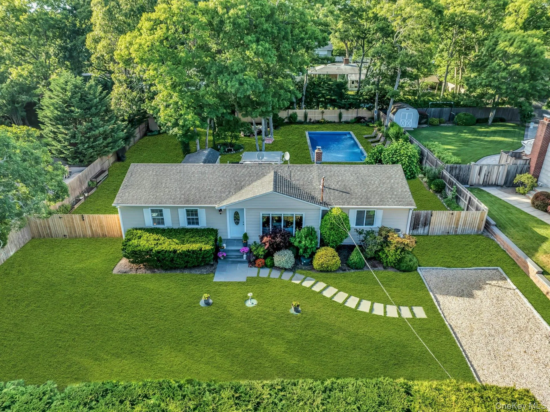 116 Tiana Road, Southampton, NY, 4 Bedrooms Bedrooms, 7 Rooms Rooms,2 BathroomsBathrooms,Residential,For Rent,Tiana,0,1015541 116 Tiana Road, Southampton, NY, 4 Bedrooms Bedrooms, 7 Rooms Rooms,2 BathroomsBathrooms,Residential,For Rent,Tiana,0,1015541