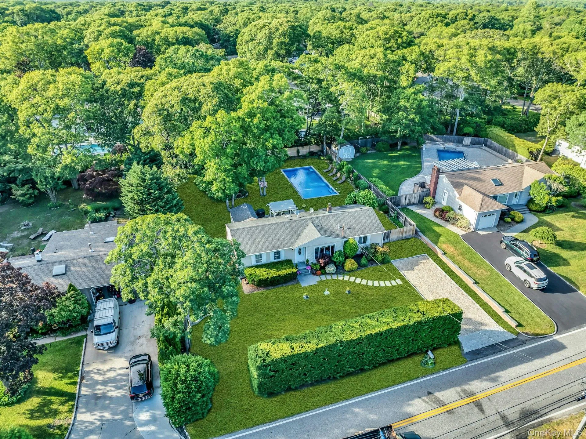 116 Tiana Road, Southampton, NY, 4 Bedrooms Bedrooms, 7 Rooms Rooms,2 BathroomsBathrooms,Residential,For Rent,Tiana,0,1015541 116 Tiana Road, Southampton, NY, 4 Bedrooms Bedrooms, 7 Rooms Rooms,2 BathroomsBathrooms,Residential,For Rent,Tiana,0,1015541